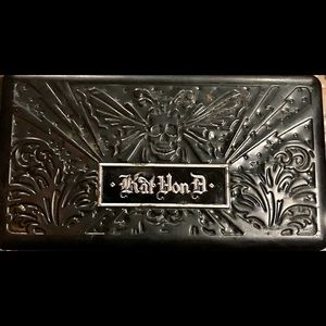 KAT VON D VINTAGE SINNER PALETTE